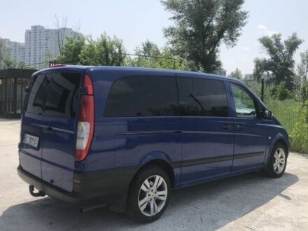 Синий Мерседес Вито, объемом двигателя 2.1 л и пробегом 360 тыс. км за 4500 $, фото 1 на Automoto.ua