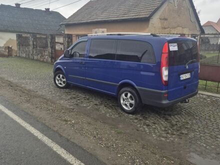 Синий Мерседес Вито, объемом двигателя 2.1 л и пробегом 496 тыс. км за 7800 $, фото 1 на Automoto.ua