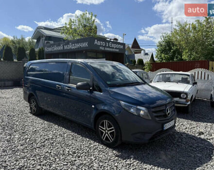 Синий Мерседес Вито, объемом двигателя 2.2 л и пробегом 180 тыс. км за 18000 $, фото 1 на Automoto.ua