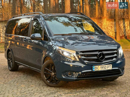 Синий Мерседес Вито, объемом двигателя 2.14 л и пробегом 156 тыс. км за 29500 $, фото 1 на Automoto.ua