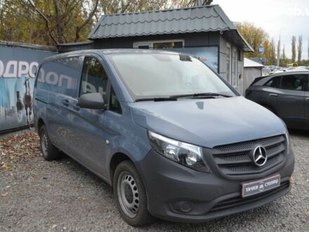 Синий Мерседес Вито, объемом двигателя 0 л и пробегом 38 тыс. км за 15000 $, фото 1 на Automoto.ua