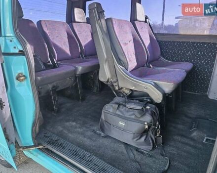 Зеленый Мерседес Вито, объемом двигателя 2.38 л и пробегом 400 тыс. км за 3950 $, фото 11 на Automoto.ua