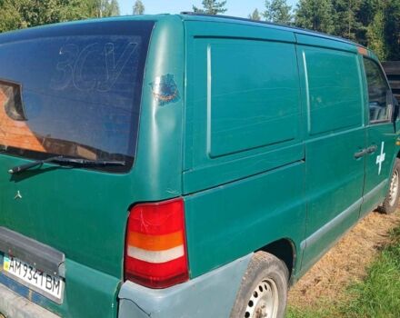 Зелений Мерседес Віто, об'ємом двигуна 2.1 л та пробігом 400 тис. км за 2600 $, фото 1 на Automoto.ua