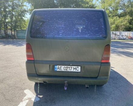 Мерседес Віто 1999 у Дніпро (Дніпропетровську) на Automoto.ua Зелений Мерседес Віто, об'ємом двигуна 2.1 л та пробігом 400 тис. км за 3800 $, фото 3 на Automoto.ua