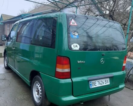 Зеленый Мерседес Вито, объемом двигателя 2.2 л и пробегом 250 тыс. км за 5000 $, фото 2 на Automoto.ua