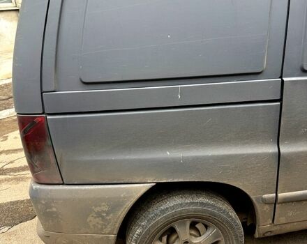 Зеленый Мерседес Вито, объемом двигателя 2.3 л и пробегом 277 тыс. км за 3550 $, фото 7 на Automoto.ua