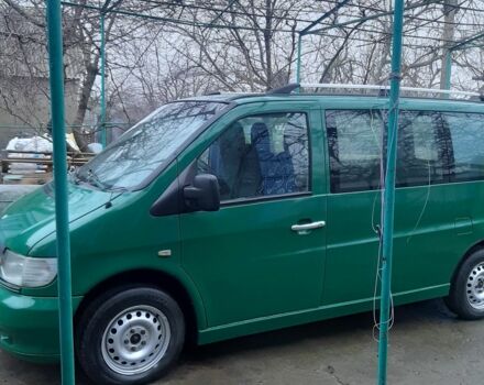 Зеленый Мерседес Вито, объемом двигателя 2.2 л и пробегом 250 тыс. км за 5000 $, фото 4 на Automoto.ua