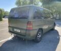 Мерседес Віто 1999 у Дніпро (Дніпропетровську) на Automoto.ua Зелений Мерседес Віто, об'ємом двигуна 2.1 л та пробігом 400 тис. км за 3800 $, фото 2 на Automoto.ua