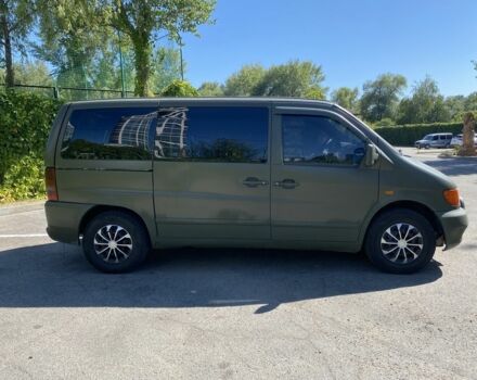 Мерседес Віто 1999 у Дніпро (Дніпропетровську) на Automoto.ua Зелений Мерседес Віто, об'ємом двигуна 2.1 л та пробігом 400 тис. км за 3800 $, фото 1 на Automoto.ua