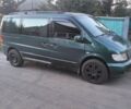 Зеленый Мерседес Вито, объемом двигателя 2.2 л и пробегом 474 тыс. км за 3200 $, фото 1 на Automoto.ua