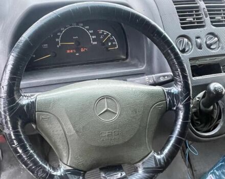 Зелений Мерседес Віто, об'ємом двигуна 2 л та пробігом 230 тис. км за 1600 $, фото 4 на Automoto.ua