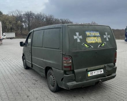 Зелений Мерседес Віто, об'ємом двигуна 2 л та пробігом 230 тис. км за 1600 $, фото 2 на Automoto.ua
