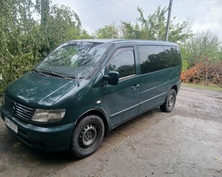 Зеленый Мерседес Вито, объемом двигателя 2.1 л и пробегом 270 тыс. км за 3695 $, фото 1 на Automoto.ua