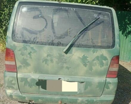 Зелений Мерседес Віто, об'ємом двигуна 0 л та пробігом 453 тис. км за 2500 $, фото 1 на Automoto.ua
