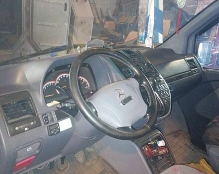 Мерседес Вито 2002 в Полтаве на Automoto.ua Зеленый Мерседес Вито, объемом двигателя 2.2 л и пробегом 200 тыс. км за 6500 $, фото 3 на Automoto.ua