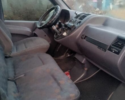 Зелений Мерседес Віто, об'ємом двигуна 0 л та пробігом 3 тис. км за 3500 $, фото 6 на Automoto.ua