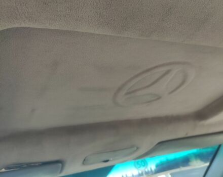 Зеленый Мерседес Вито, объемом двигателя 2.1 л и пробегом 400 тыс. км за 6500 $, фото 2 на Automoto.ua