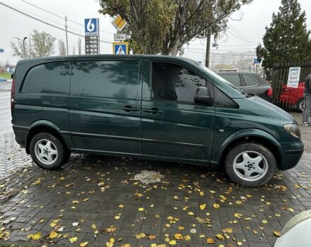 Зеленый Мерседес Вито, объемом двигателя 2.1 л и пробегом 250 тыс. км за 6700 $, фото 4 на Automoto.ua