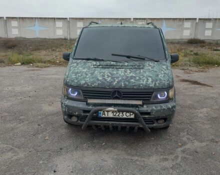 Зеленый Мерседес Вито, объемом двигателя 2.1 л и пробегом 285 тыс. км за 2700 $, фото 3 на Automoto.ua