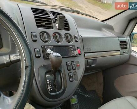 Зелений Мерседес Віто, об'ємом двигуна 2.3 л та пробігом 370 тис. км за 5500 $, фото 2 на Automoto.ua