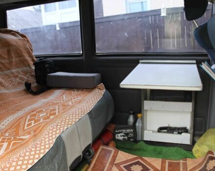 Зеленый Мерседес Вито, объемом двигателя 2 л и пробегом 355 тыс. км за 3332 $, фото 8 на Automoto.ua