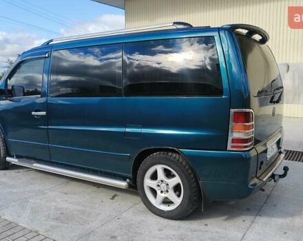 Зеленый Мерседес Вито, объемом двигателя 2.3 л и пробегом 548 тыс. км за 4650 $, фото 2 на Automoto.ua