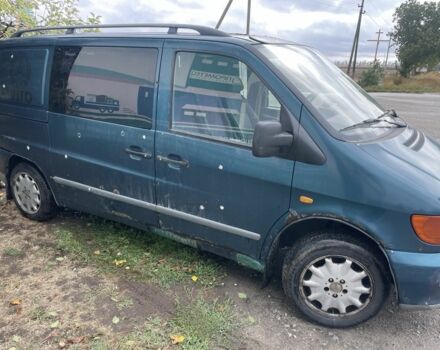 Зелений Мерседес Віто, об'ємом двигуна 2.3 л та пробігом 406 тис. км за 2600 $, фото 2 на Automoto.ua