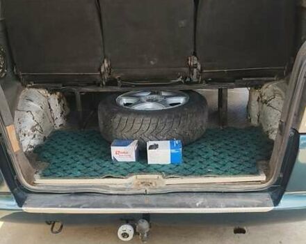 Зеленый Мерседес Вито, объемом двигателя 2.3 л и пробегом 548 тыс. км за 4650 $, фото 4 на Automoto.ua