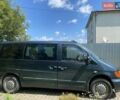Зеленый Мерседес Вито, объемом двигателя 2.2 л и пробегом 143 тыс. км за 4200 $, фото 8 на Automoto.ua