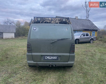 Зеленый Мерседес Вито, объемом двигателя 2.3 л и пробегом 350 тыс. км за 2500 $, фото 8 на Automoto.ua