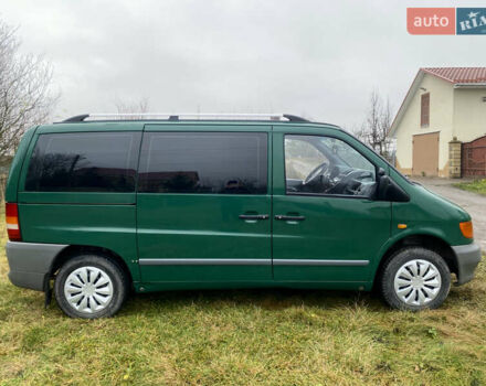 Зеленый Мерседес Вито, объемом двигателя 2.2 л и пробегом 370 тыс. км за 6000 $, фото 6 на Automoto.ua