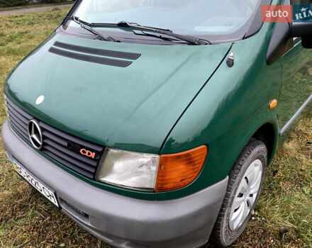 Зеленый Мерседес Вито, объемом двигателя 2.2 л и пробегом 370 тыс. км за 6000 $, фото 16 на Automoto.ua