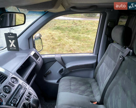 Зеленый Мерседес Вито, объемом двигателя 2.2 л и пробегом 370 тыс. км за 6000 $, фото 37 на Automoto.ua