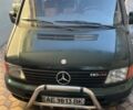Зеленый Мерседес Вито, объемом двигателя 2.2 л и пробегом 277 тыс. км за 4300 $, фото 1 на Automoto.ua