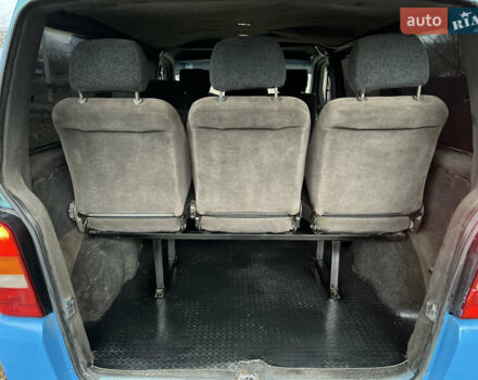 Зелений Мерседес Віто, об'ємом двигуна 2.15 л та пробігом 400 тис. км за 3650 $, фото 16 на Automoto.ua