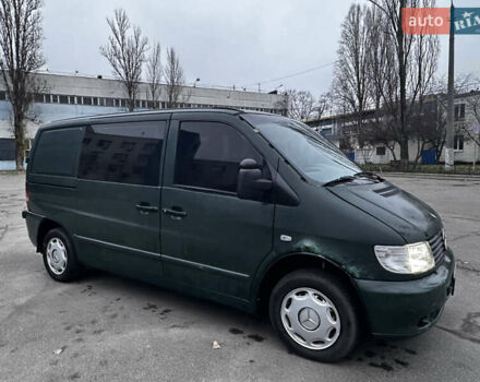 Зеленый Мерседес Вито, объемом двигателя 2.15 л и пробегом 432 тыс. км за 3500 $, фото 5 на Automoto.ua
