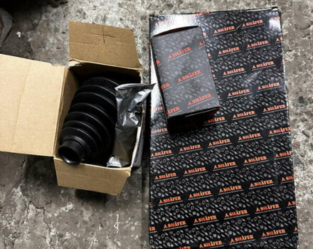 Зеленый Мерседес Вито, объемом двигателя 2.15 л и пробегом 432 тыс. км за 3500 $, фото 25 на Automoto.ua