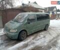 Зеленый Мерседес Вито, объемом двигателя 2.2 л и пробегом 300 тыс. км за 4500 $, фото 3 на Automoto.ua