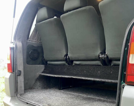 Зеленый Мерседес Вито, объемом двигателя 2.2 л и пробегом 370 тыс. км за 6000 $, фото 26 на Automoto.ua