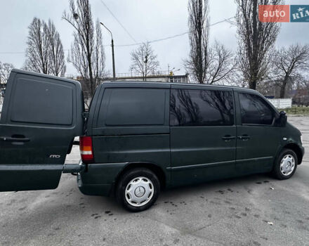 Зеленый Мерседес Вито, объемом двигателя 2.15 л и пробегом 432 тыс. км за 3500 $, фото 9 на Automoto.ua