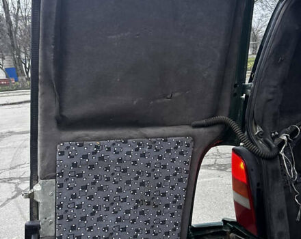 Зеленый Мерседес Вито, объемом двигателя 2.15 л и пробегом 432 тыс. км за 3500 $, фото 22 на Automoto.ua