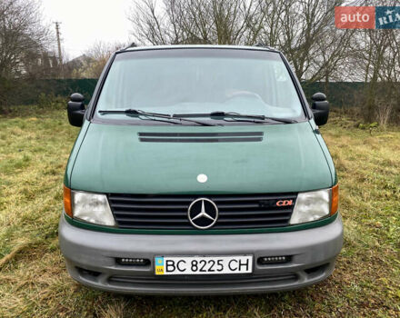 Зеленый Мерседес Вито, объемом двигателя 2.2 л и пробегом 370 тыс. км за 6000 $, фото 19 на Automoto.ua