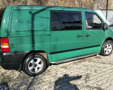Зеленый Мерседес Вито, объемом двигателя 2.2 л и пробегом 290 тыс. км за 3900 $, фото 4 на Automoto.ua