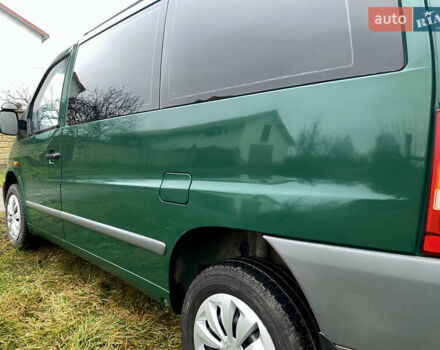 Зеленый Мерседес Вито, объемом двигателя 2.2 л и пробегом 370 тыс. км за 6000 $, фото 12 на Automoto.ua