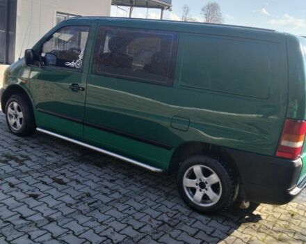 Зеленый Мерседес Вито, объемом двигателя 2.2 л и пробегом 290 тыс. км за 3900 $, фото 1 на Automoto.ua