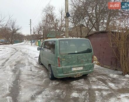 Зеленый Мерседес Вито, объемом двигателя 2.2 л и пробегом 300 тыс. км за 4500 $, фото 1 на Automoto.ua