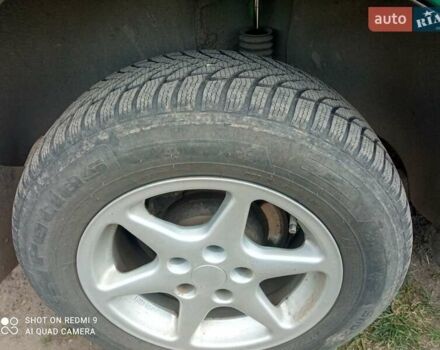 Зелений Мерседес Віто, об'ємом двигуна 2.15 л та пробігом 400 тис. км за 4750 $, фото 3 на Automoto.ua