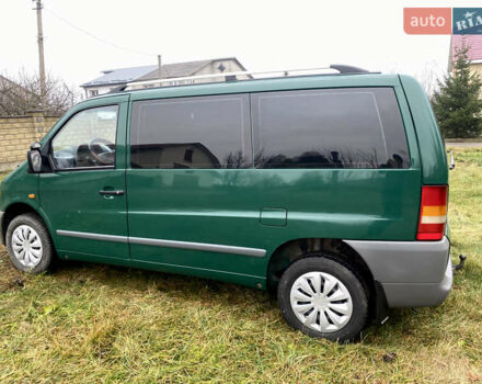 Зеленый Мерседес Вито, объемом двигателя 2.2 л и пробегом 370 тыс. км за 6000 $, фото 13 на Automoto.ua