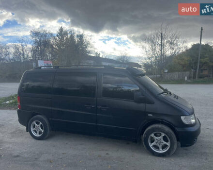 Зеленый Мерседес Вито, объемом двигателя 2.15 л и пробегом 565 тыс. км за 9999 $, фото 6 на Automoto.ua