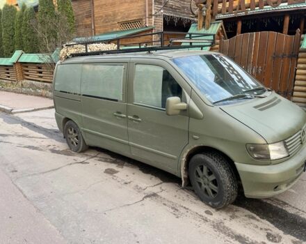 Зеленый Мерседес Вито, объемом двигателя 2 л и пробегом 400 тыс. км за 3050 $, фото 1 на Automoto.ua
